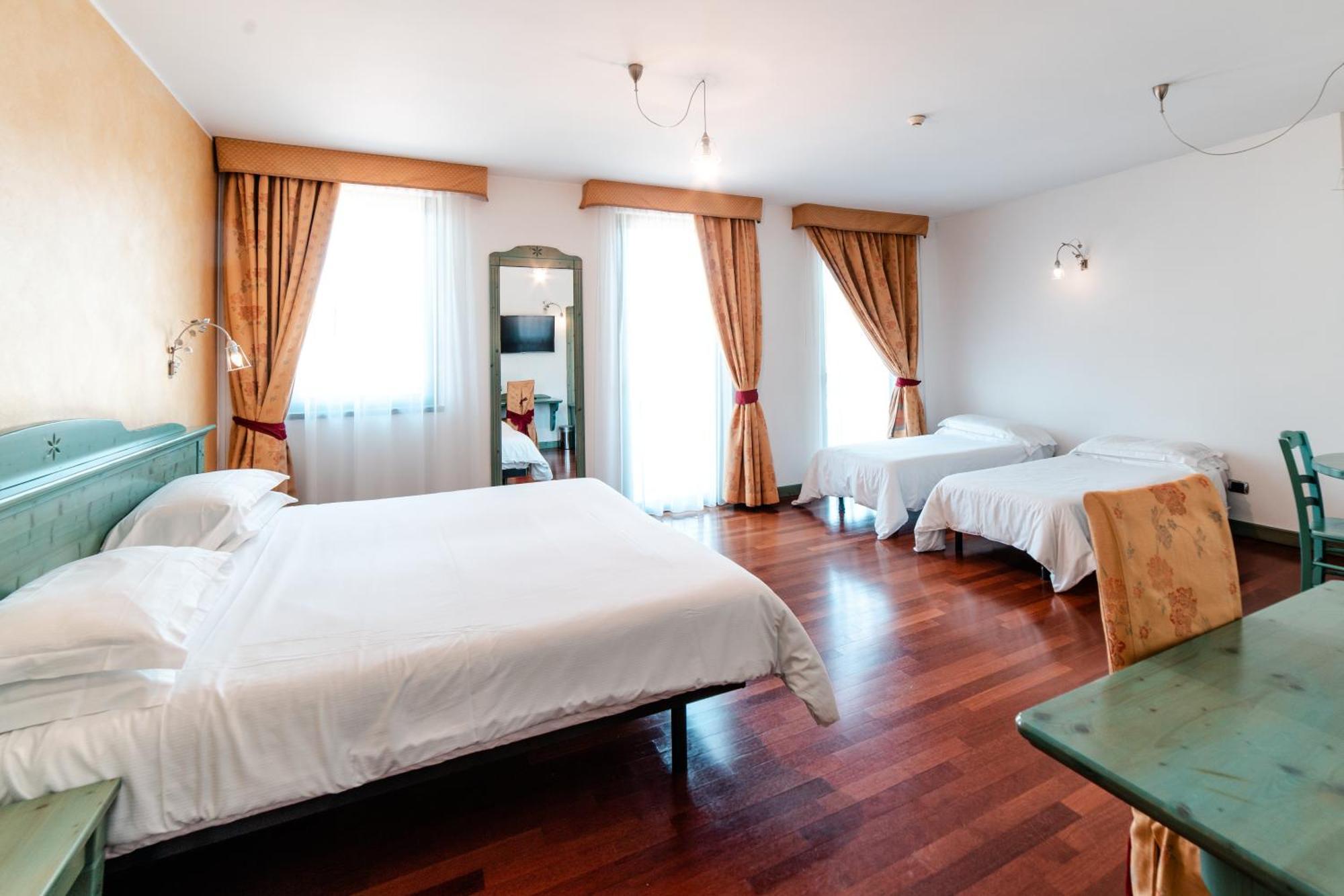 Hotel Montelago Ternate (Varese)